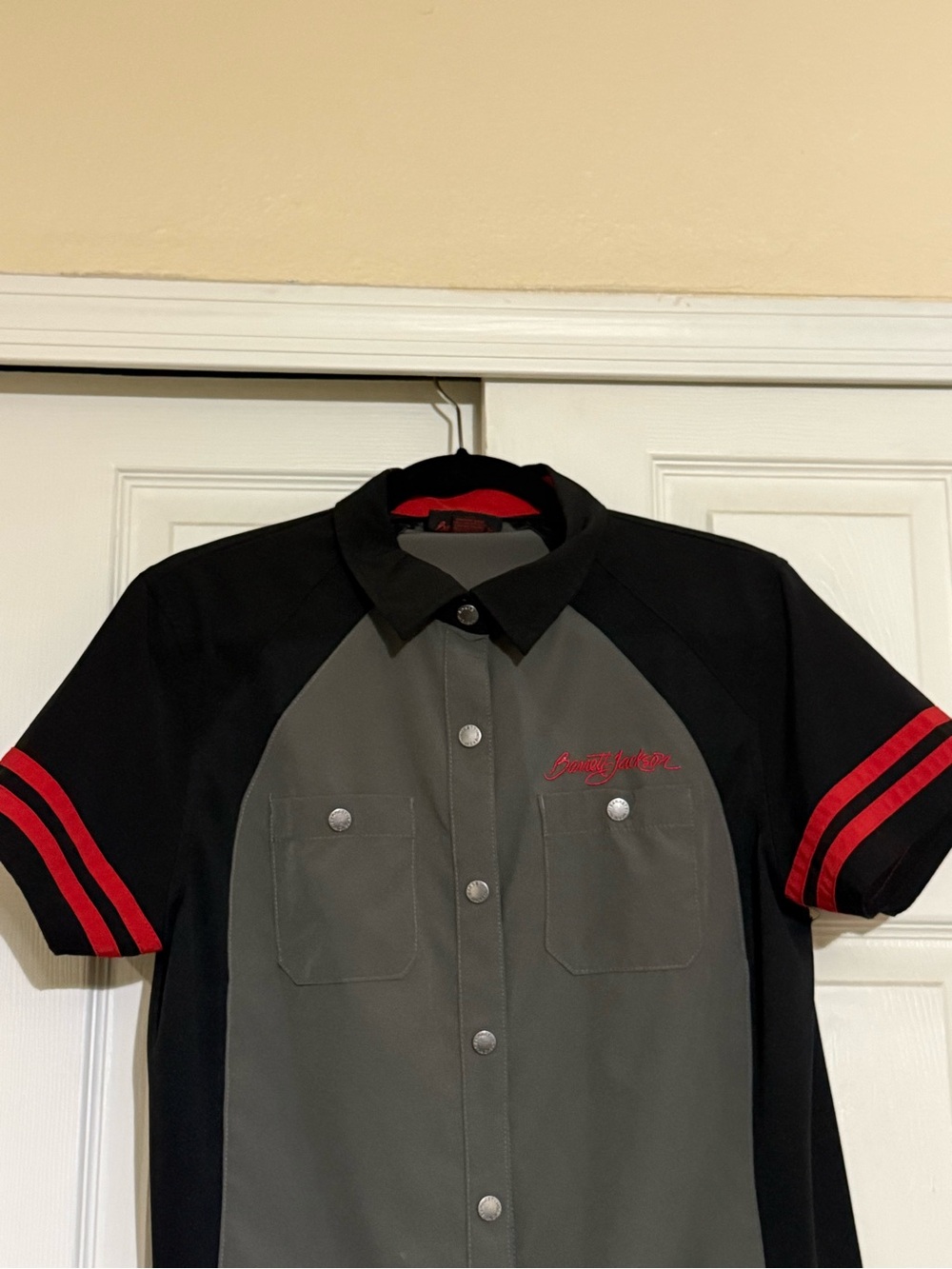 Vintage Barrett Jackson established 71 embroidered pit crew shirt
